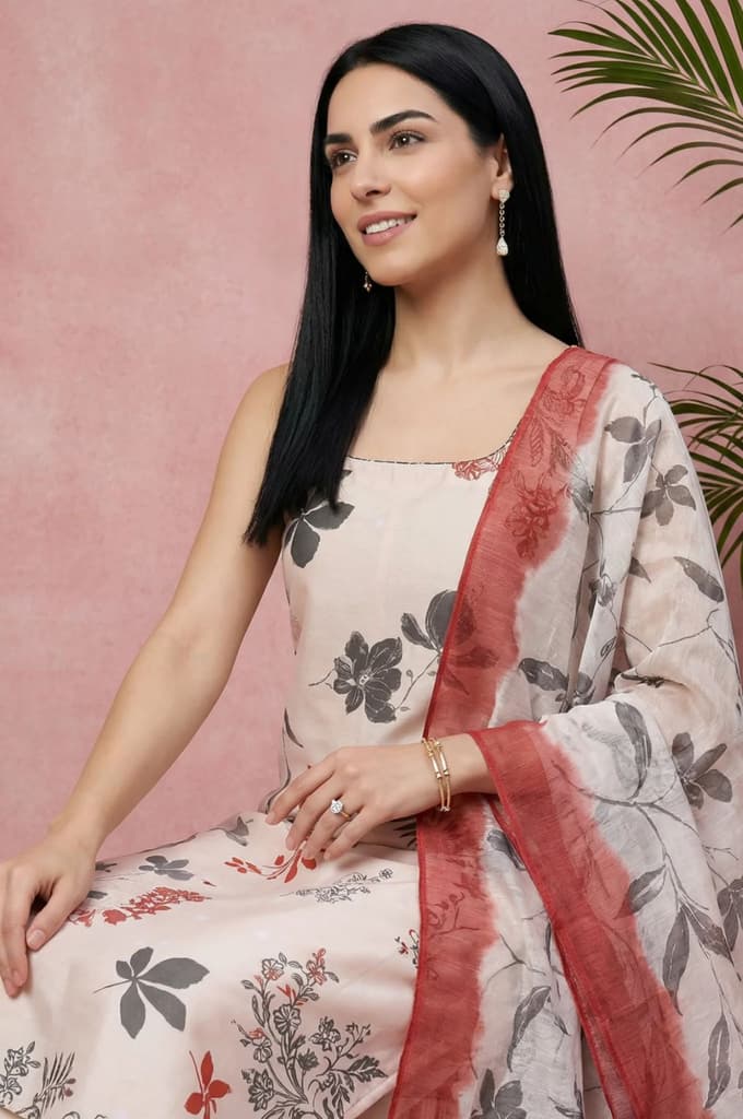 Cream Embroidered Floral Printed Chanderi A-line Kurta with Straight Pants and Dupatta Set — photo 3