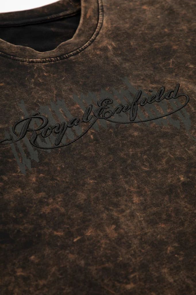 Made Like A Gun Cropped Tee 001_Royal Enfield x Urban Monkey — photo 5
