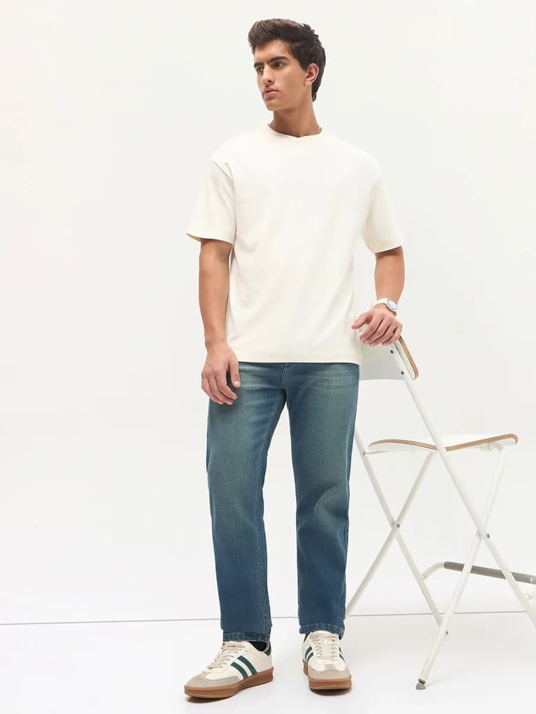 Men's Light Blue Regular Fit Whisker Wash Yellow Tint Denim Jeans Stretchable — photo 5