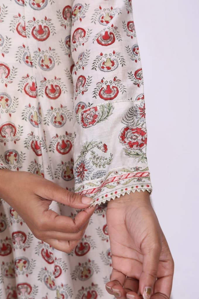 Cream Ethnic Motifs Sequins Cotton Silk Blend Anarkali Kurta — photo 6