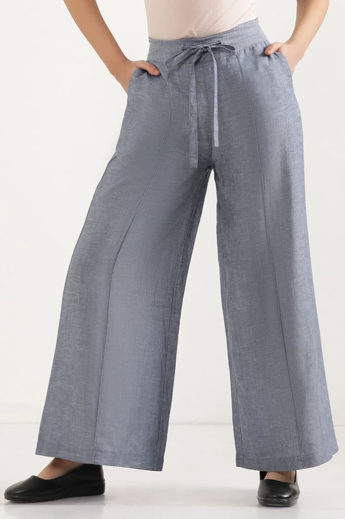 Blue Solid Flared Denim Pants With Tie Detail — photo 2