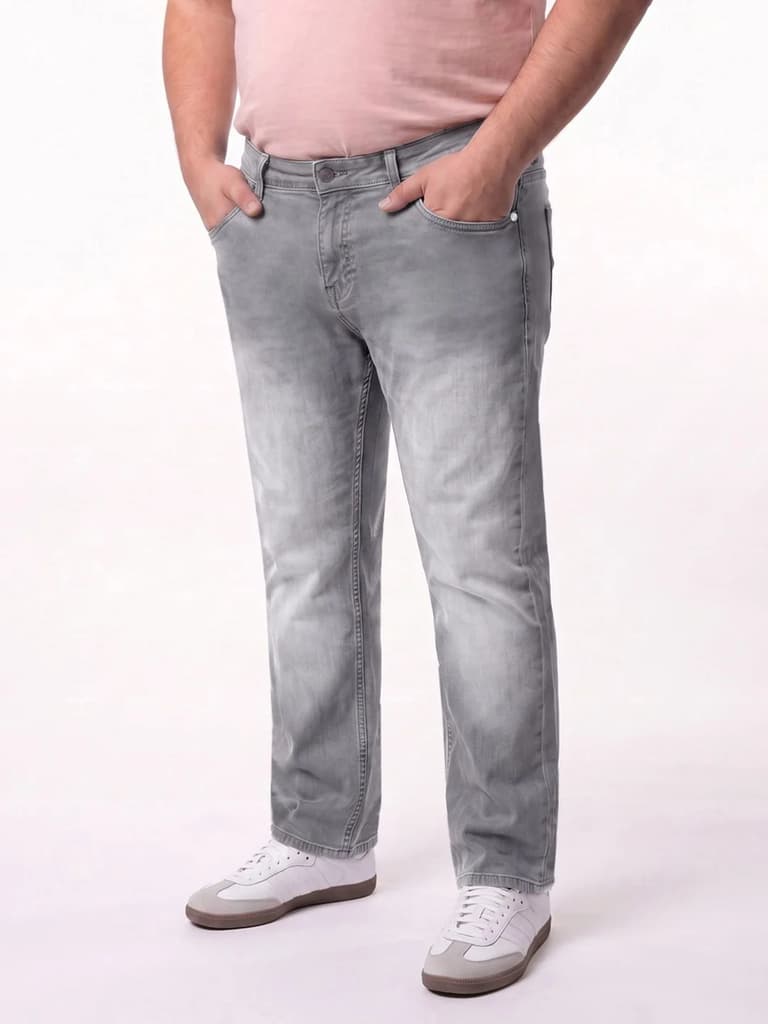 Plus Men's Ice Grey Relaxed Fit Washed Denim Jeans Non-Stretchable — photo 2