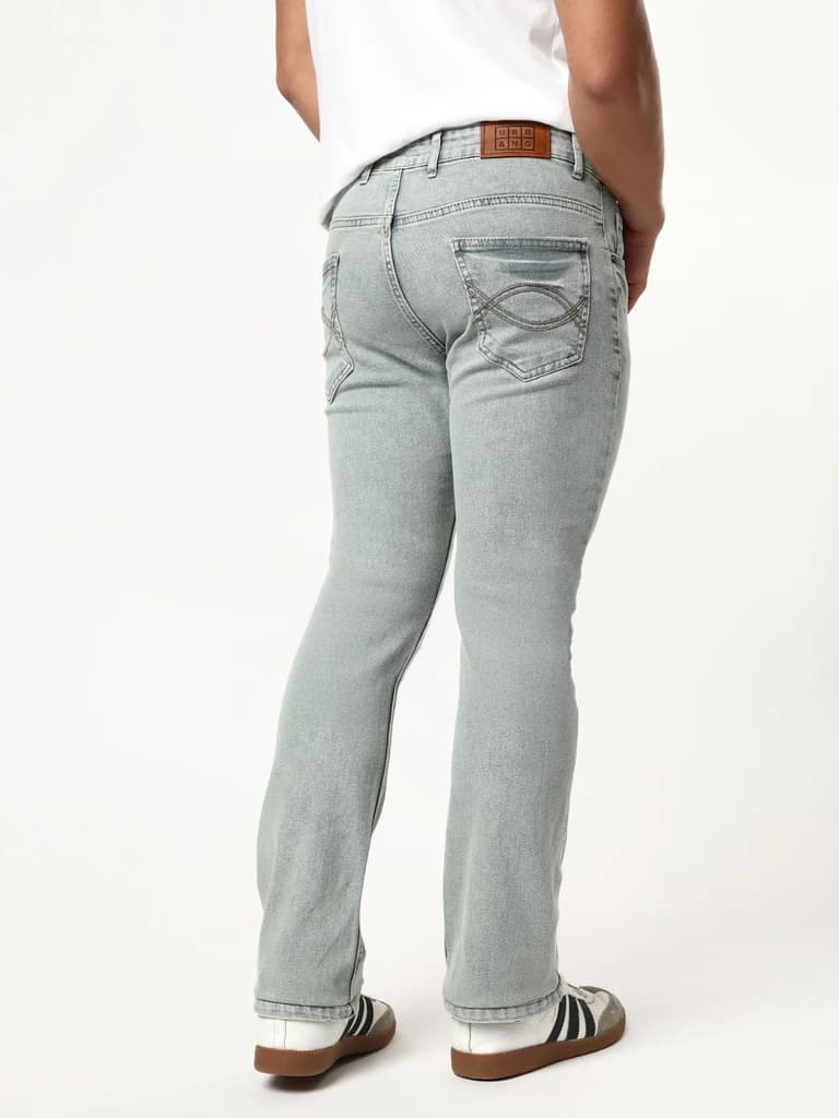 Men's Ice Grey Bootcut Fit Mid Rise Acid Wash Jeans Stretchable — photo 3