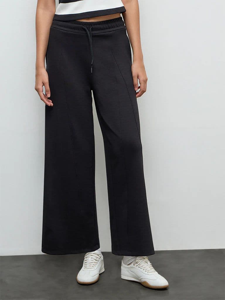 Nuoflexx Black High-Rise Pants — photo 2