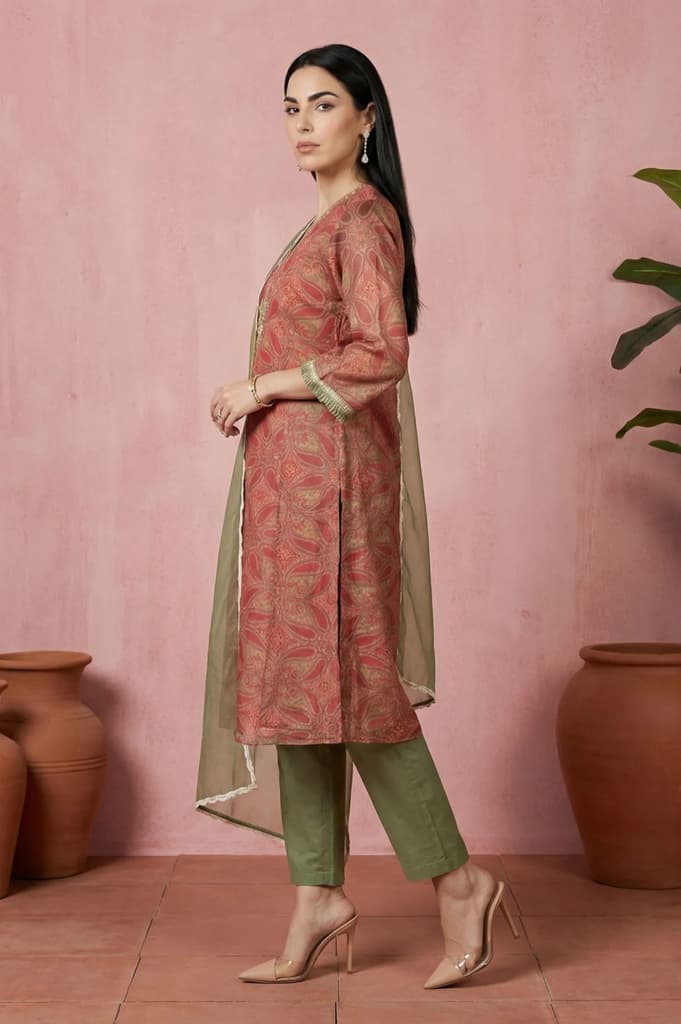 Red Sequins Paisley Printed Organza Straight Kurta With Straight Pants And Dupatta Set — photo 4