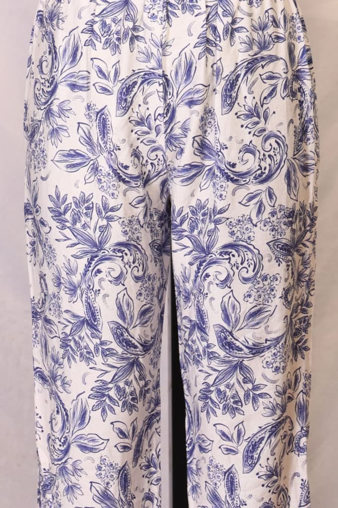 Blue Floral Printed Straight Kurta and Pants Set — photo 5