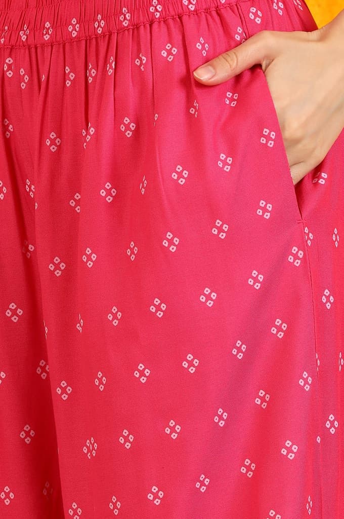 Pink Embroidered Shantung Sleeveless Kurta, Cropped Pants and Dupatta Set — photo 9