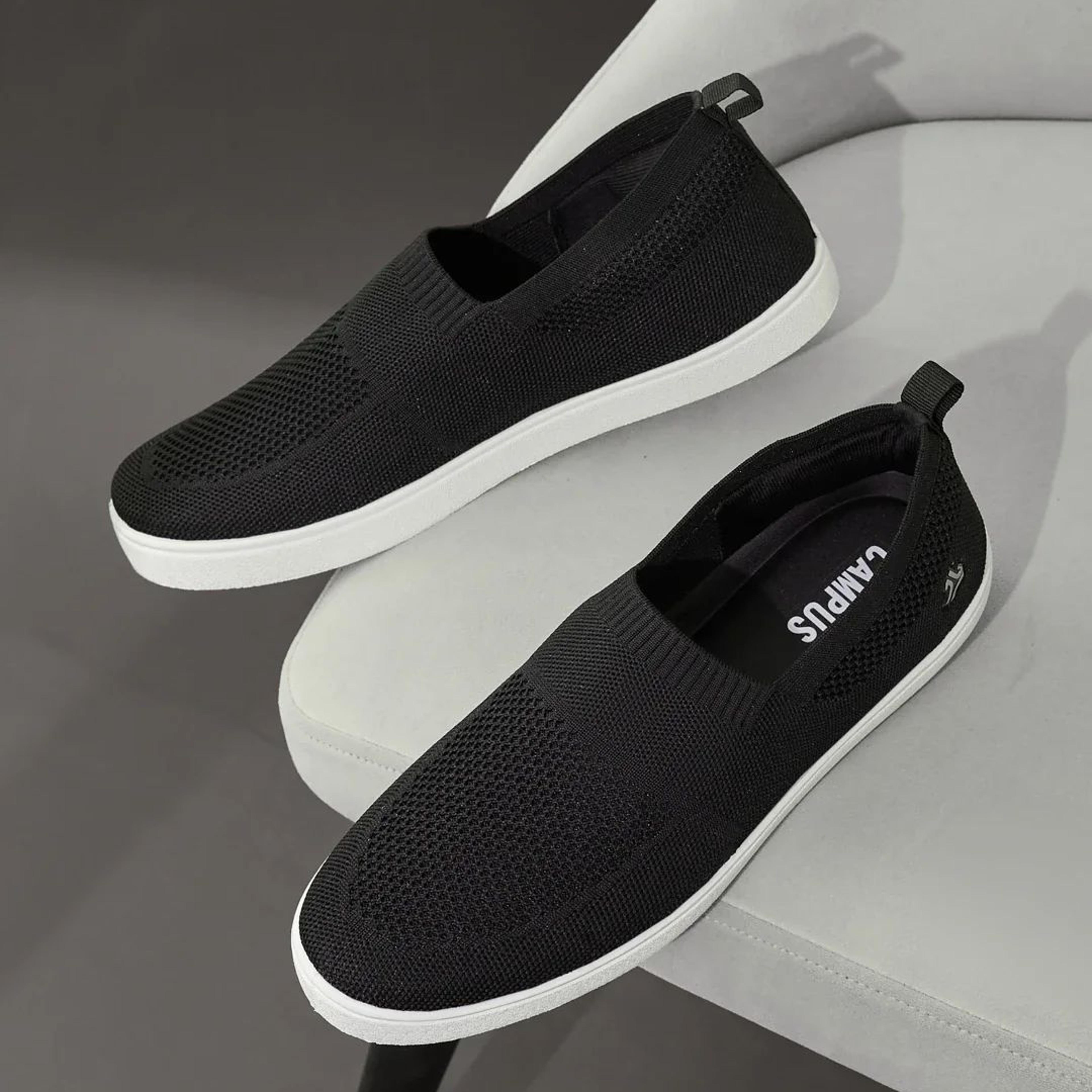 AXTO Black Men's Walking Shoes