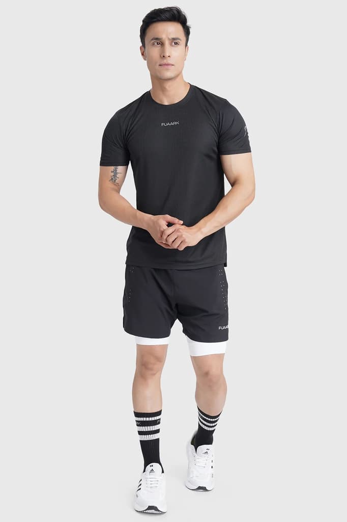 Checks Running T-shirt Black — photo 7