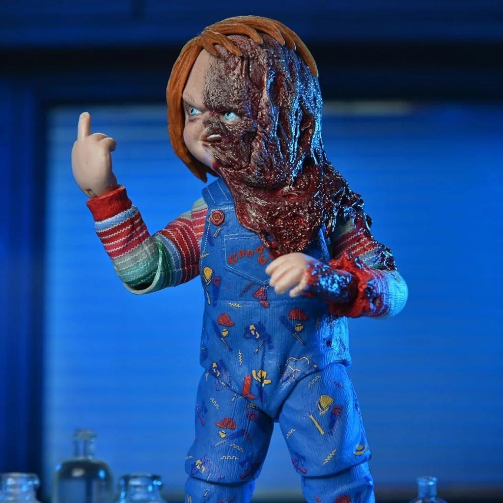 Official Neca Chucky Tv Series Ultimate Chucky Action Figure — photo 3