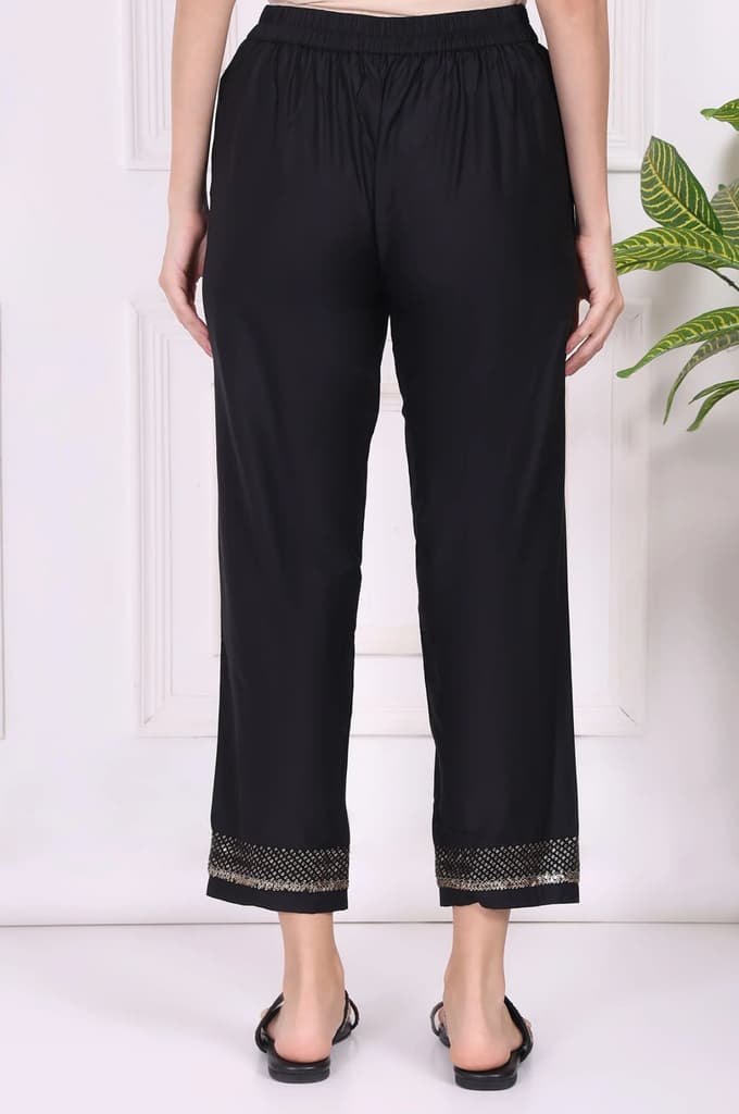 Black Solid Embroidered Mid Rise Ankle Length Straight Pants — photo 4