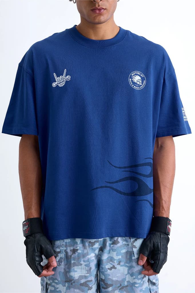 Moto Guys Rule Oversized T-shirt — photo 3
