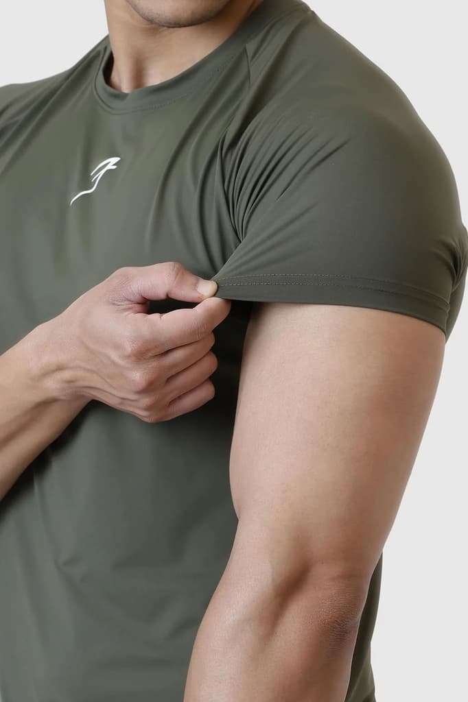 Bare Nylon T-shirt Olive — photo 4