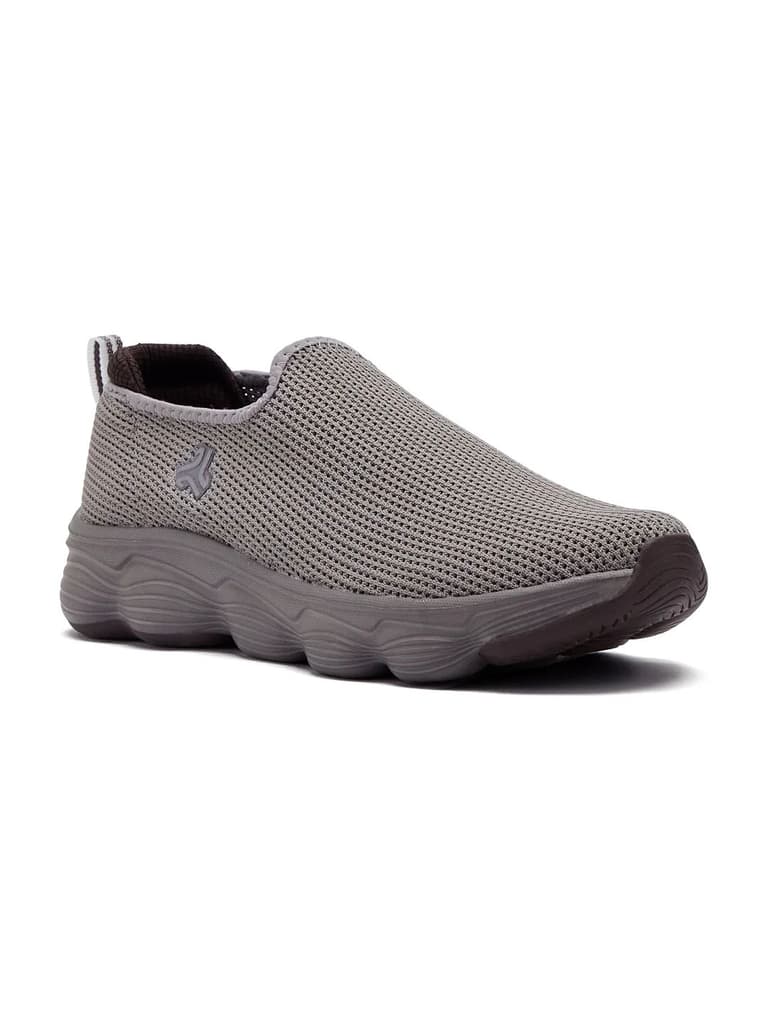 STRIVE Brown Men's Walking Shoes — Brown / 6