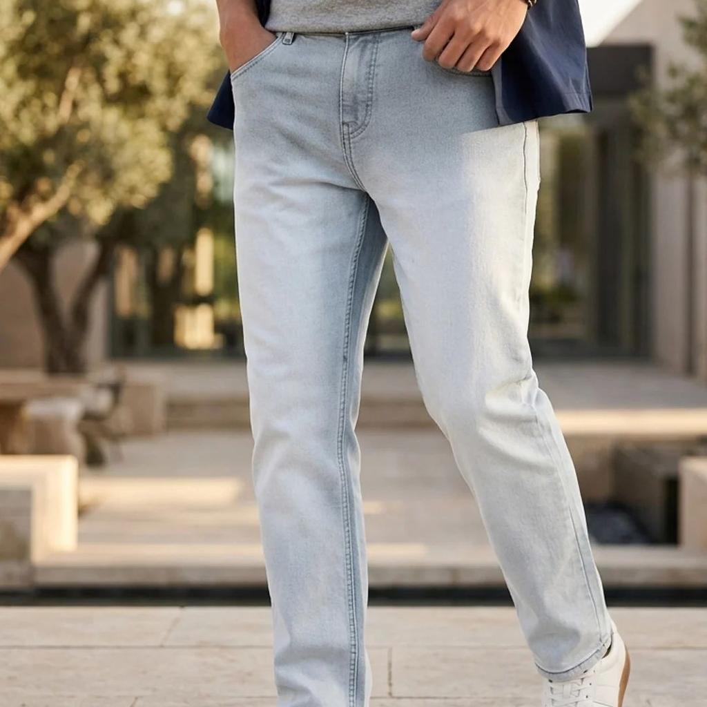 Men's Light Grey Straight Fit Heavy Washed Faded Denim Jeans Stretchable