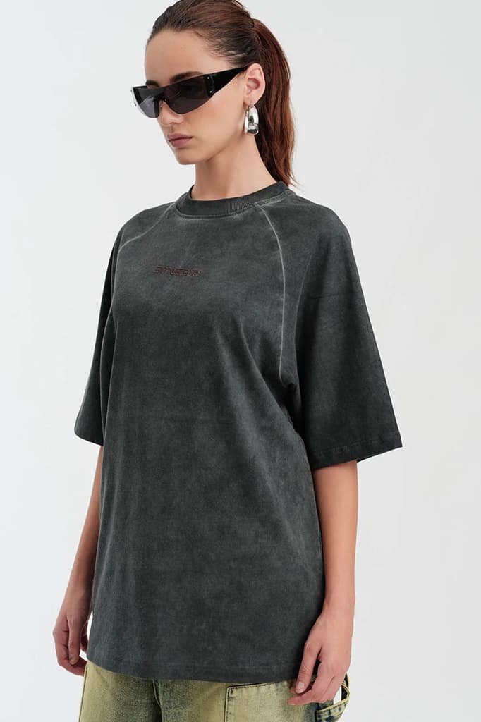 Iron Wash Oversized T-shirt — photo 5