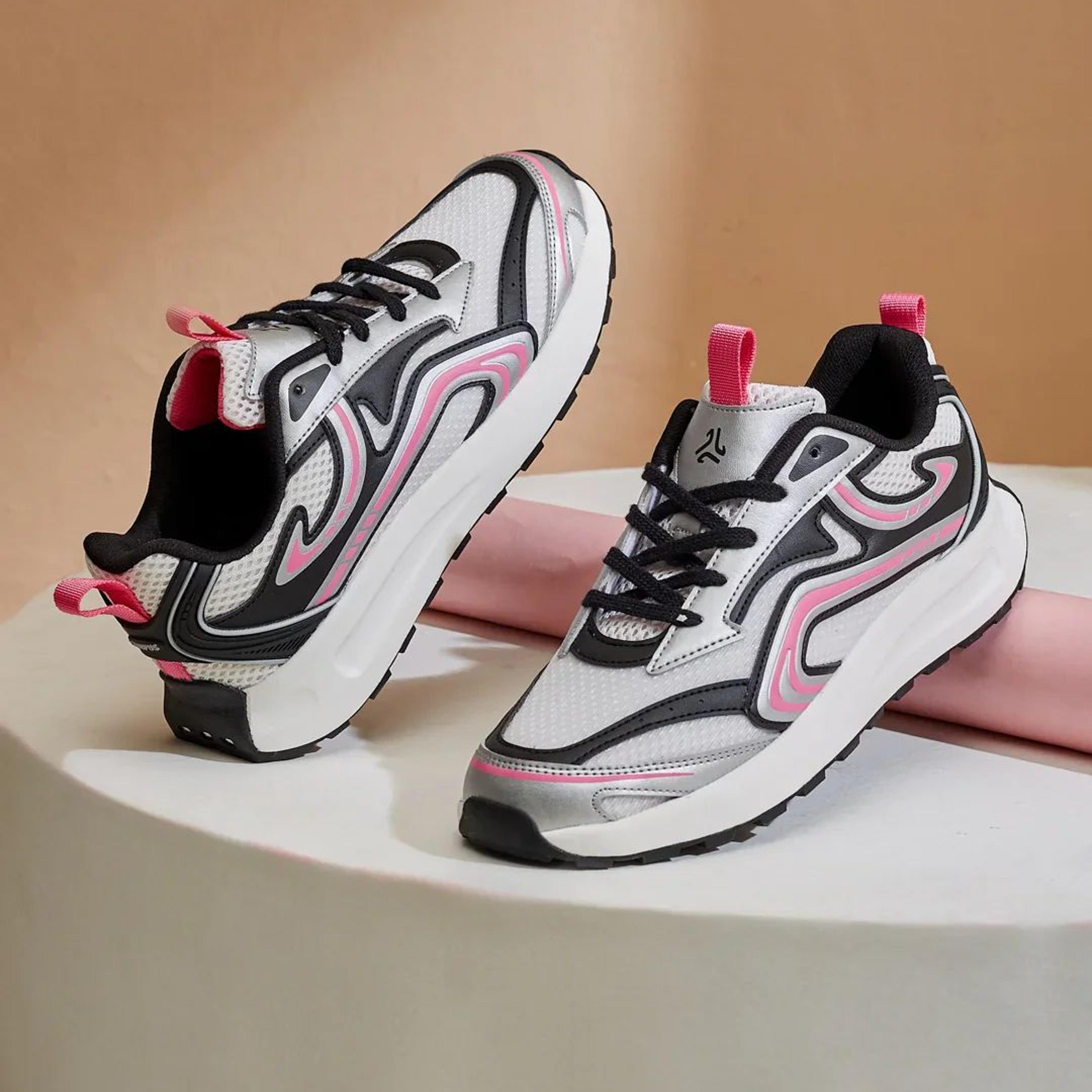 CHRONO White Women's Sneakers