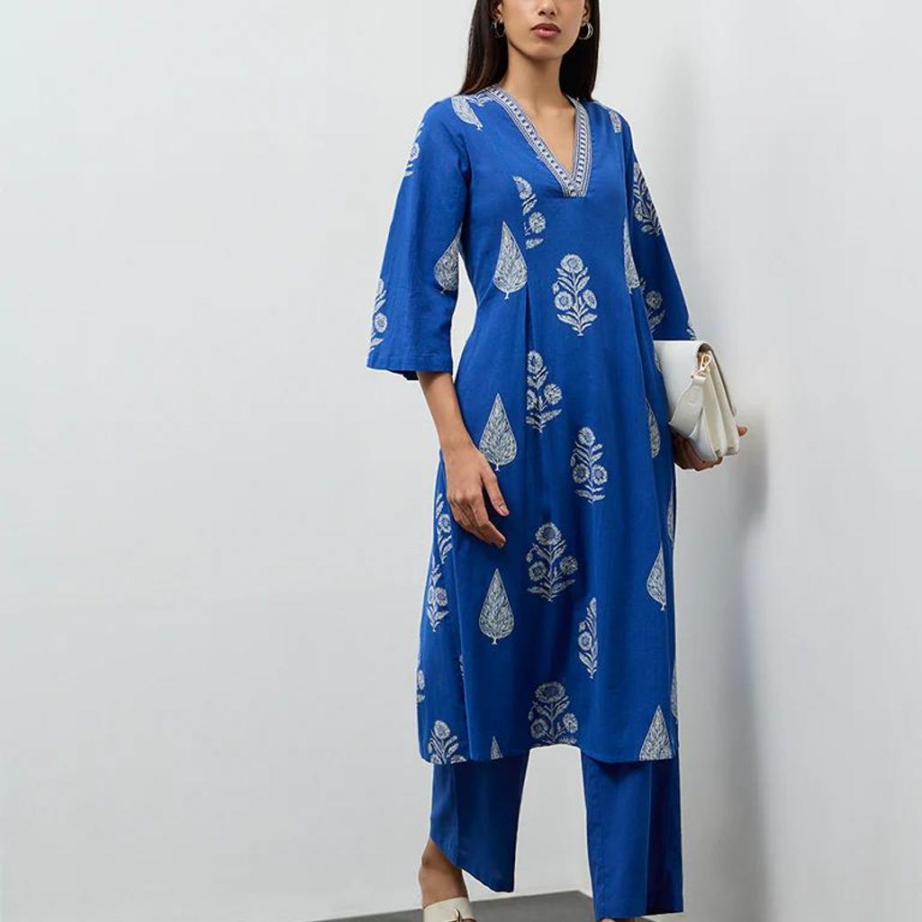 Utsa Indigo Floral Printed A-Line Cotton-Blend Kurta
