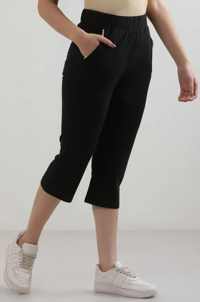 Black Solid Straight Fit Cotton Culottes With Slip On Closure — photo 5