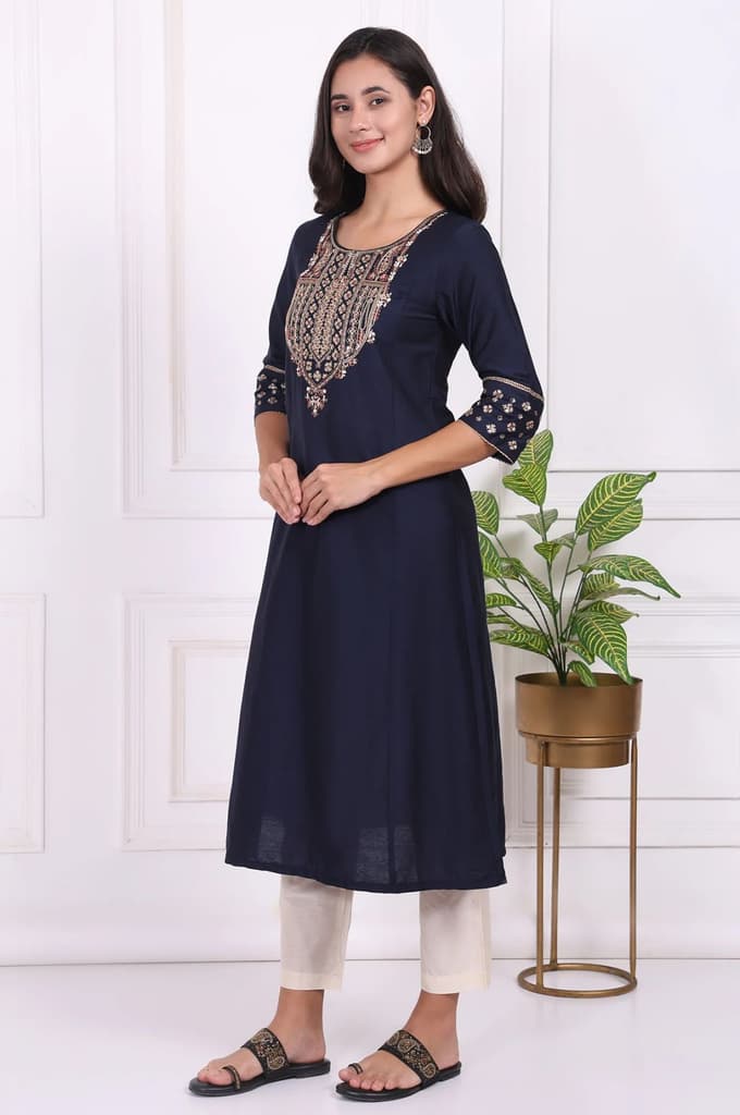 Navy Blue Embroidered Straight Kurta and Pants Set with Dupatta — photo 4