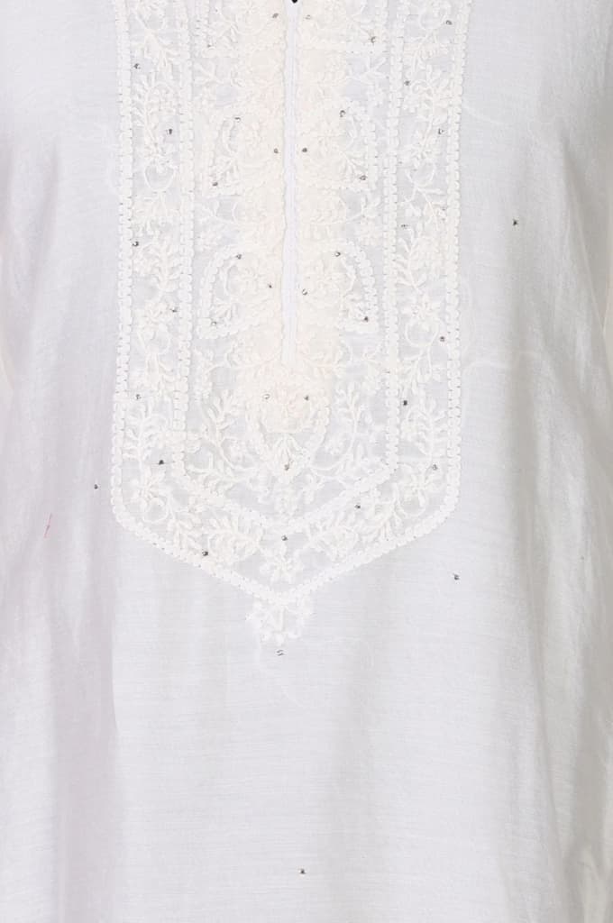 White Thread Embroidered Cotton Blend Straight Kurta — photo 2