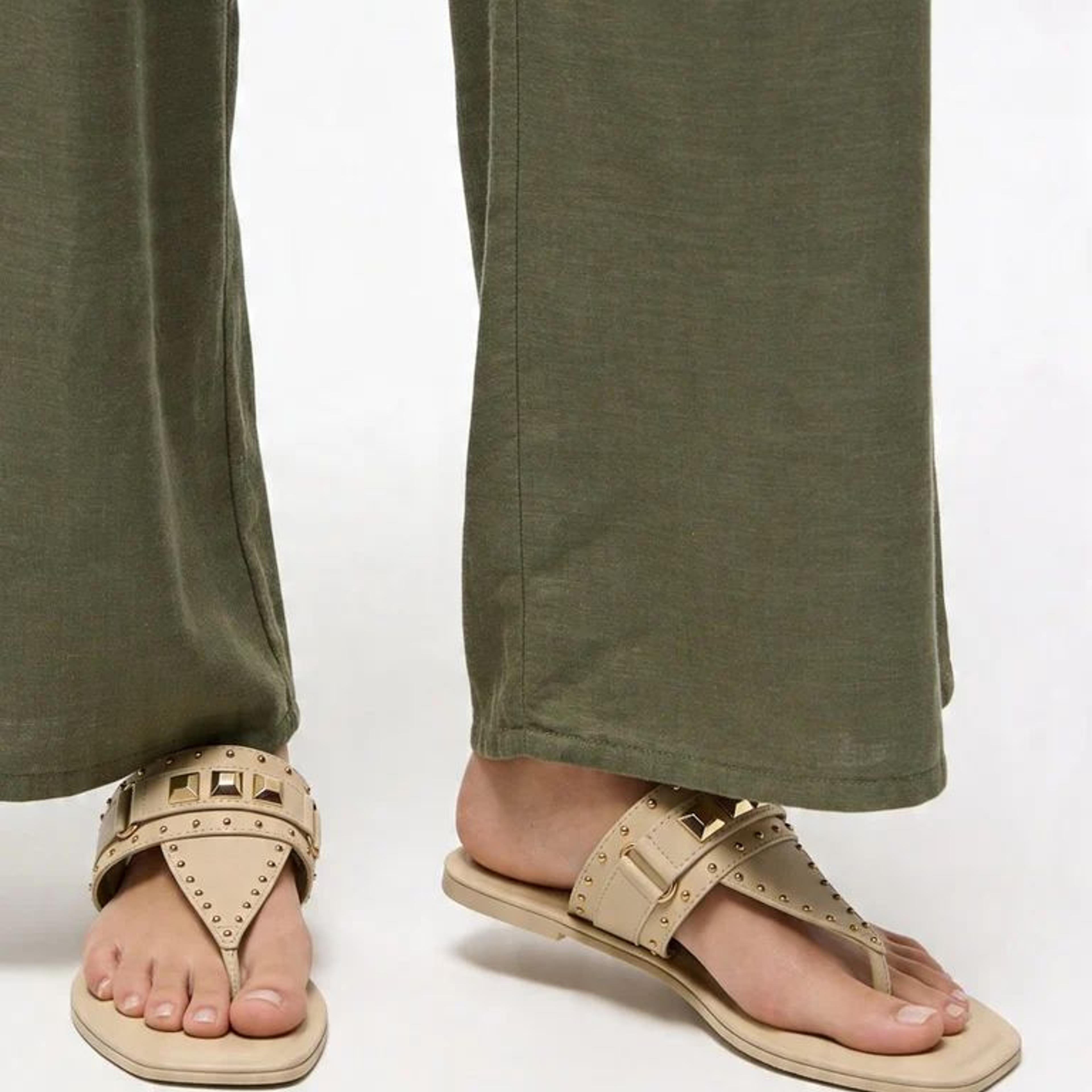 LUNA BLU Ivory Stud Detail Flat Sandals