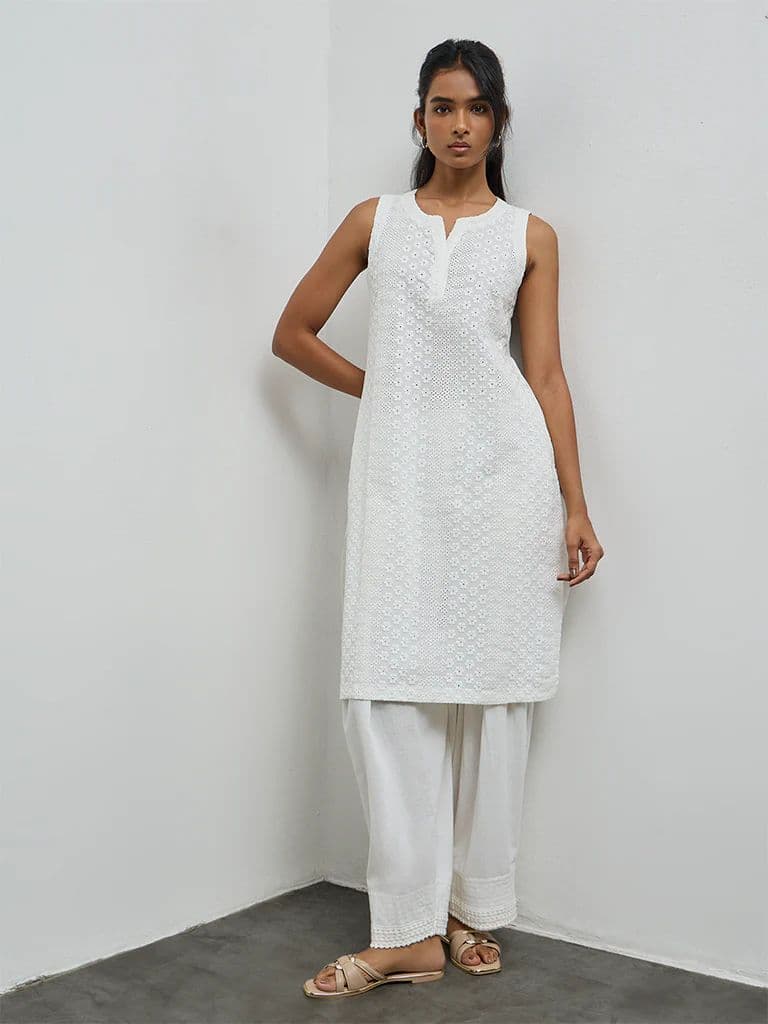 Utsa White Floral Embroidered Cotton Straight Kurta — photo 2