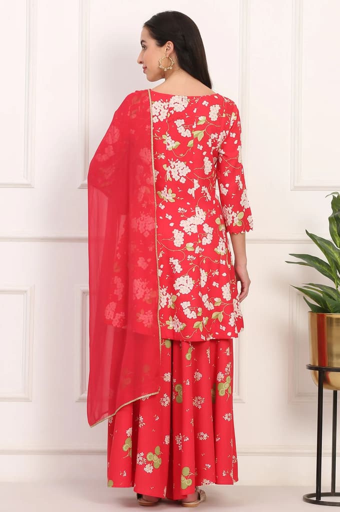 Red Floral Printed Embellished Modal Flared Short Kurta, Flared Pant and Dupatta Set — photo 5