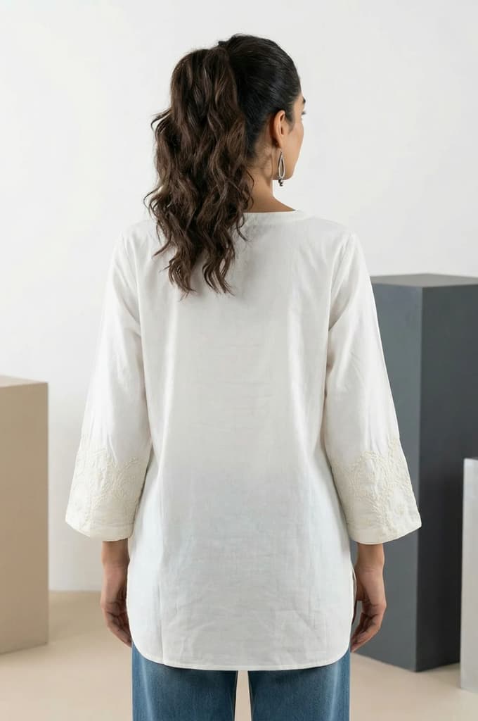 White Embroidered Pure Cotton Straight Top — photo 4