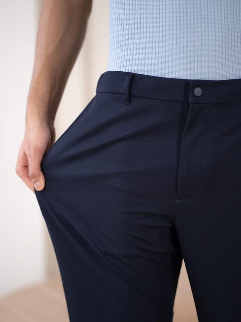 Deckhand Navy Stretchable Travel Pants — photo 3