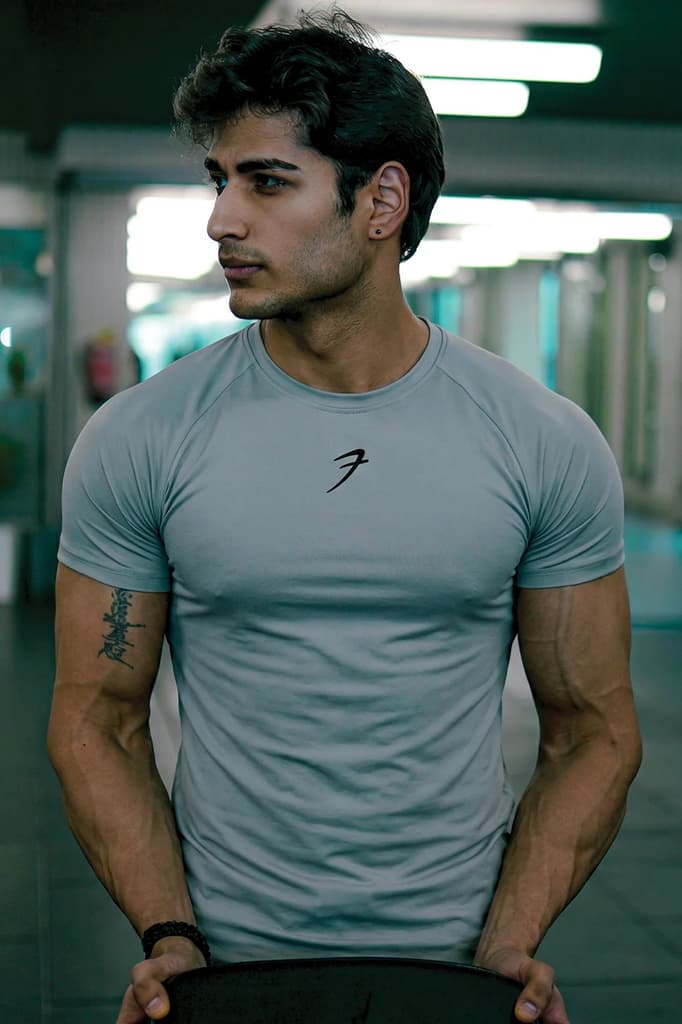 Bare Nylon T-shirt Light Grey — S