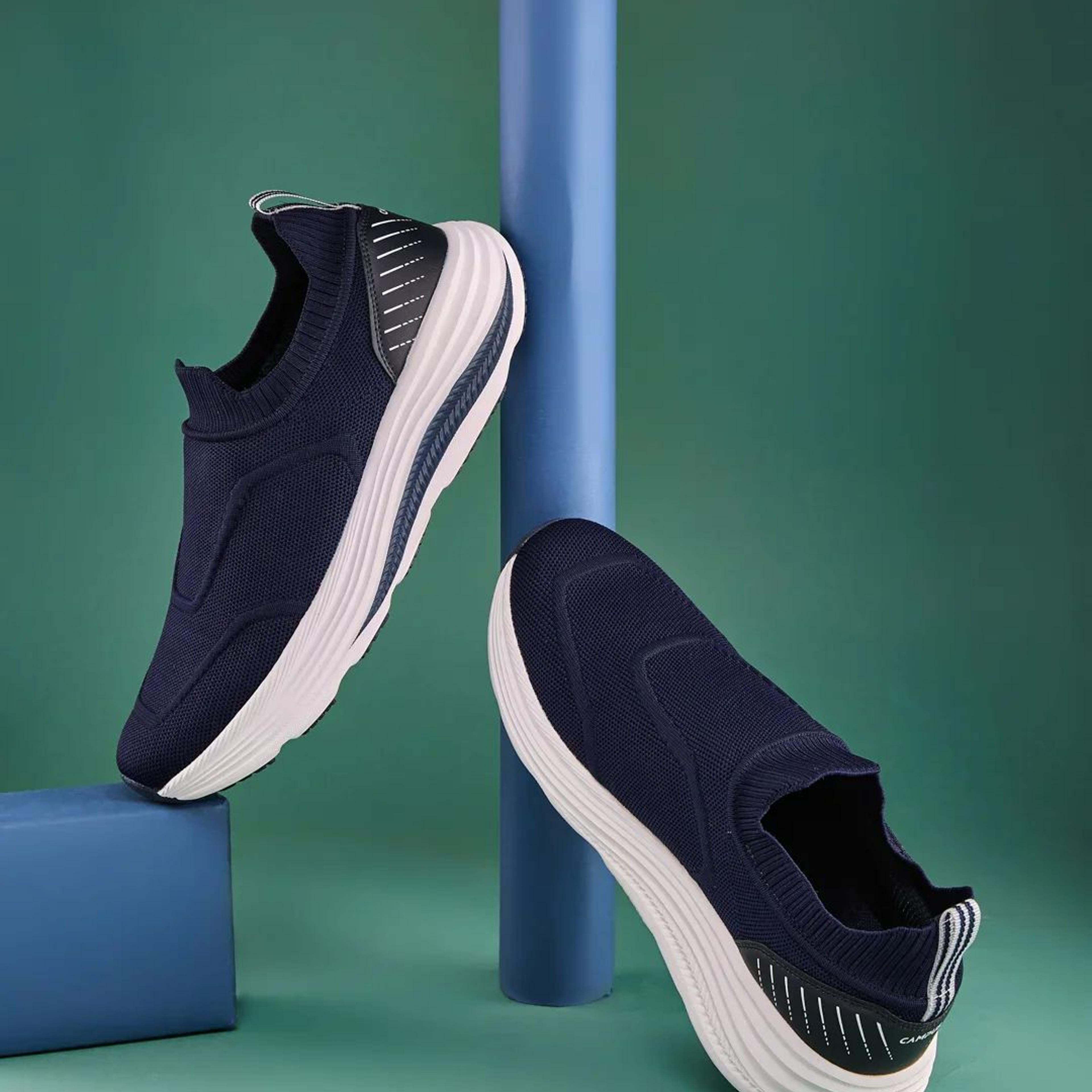 HOOP Navy Men's Walking Shoes