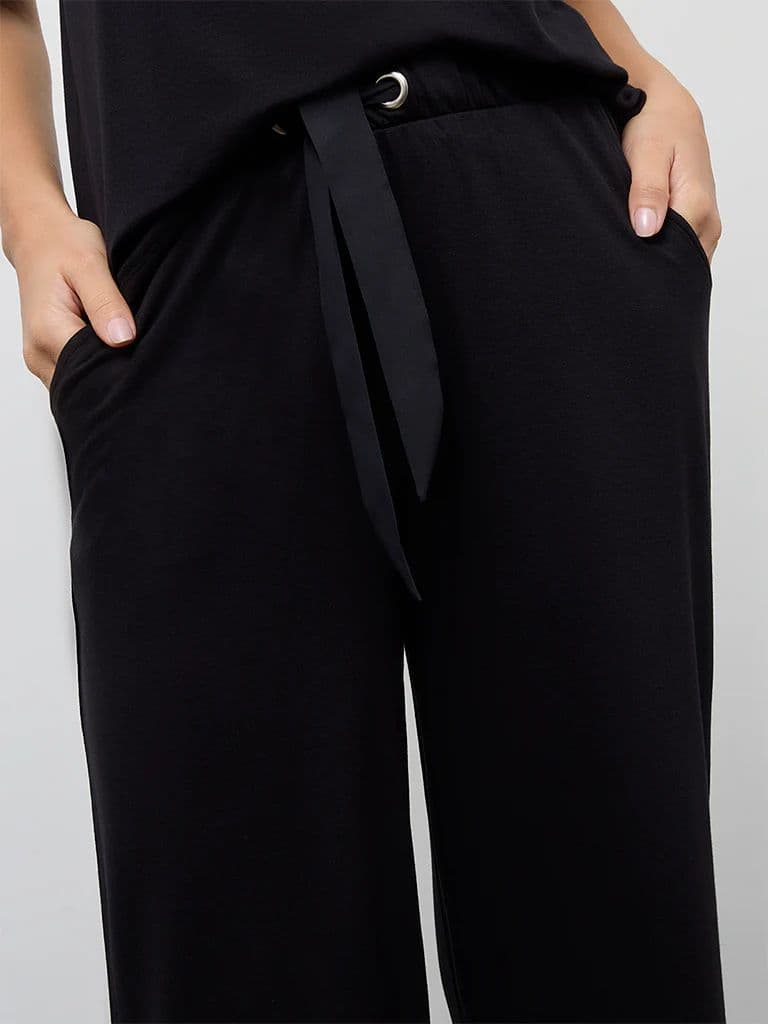 Wunderlove Black Solid High-Rise Pants — photo 3
