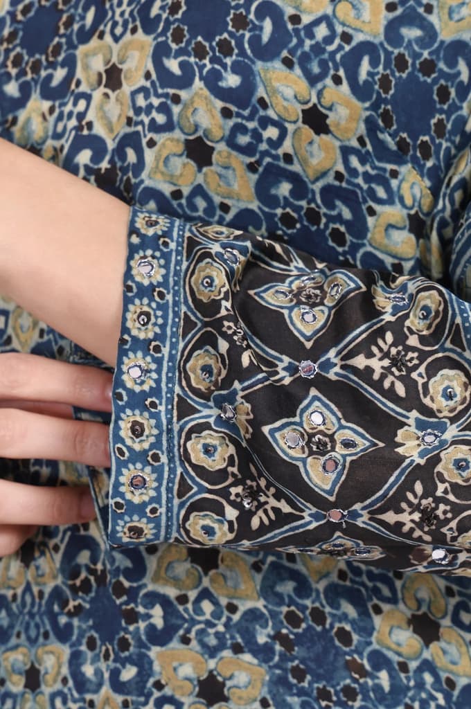 Blue Floral Printed Thread Embroidered Modal Satin Straight Kurta — photo 7