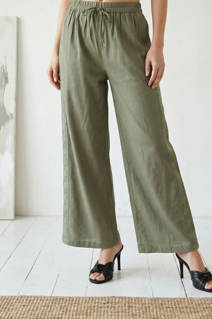 Olive Solid Lace Cotton Blend Relaxed Fit Ankle Length Pants — S