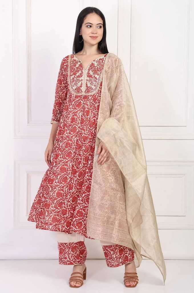 Red Embroidered Anarkali Kurta with Flared Pant and Dupatta Set — photo 2
