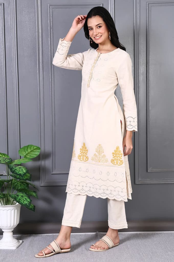 Off White Embroidered Cotton Flax Straight Kurta and Trousers Co-ord Set — photo 4