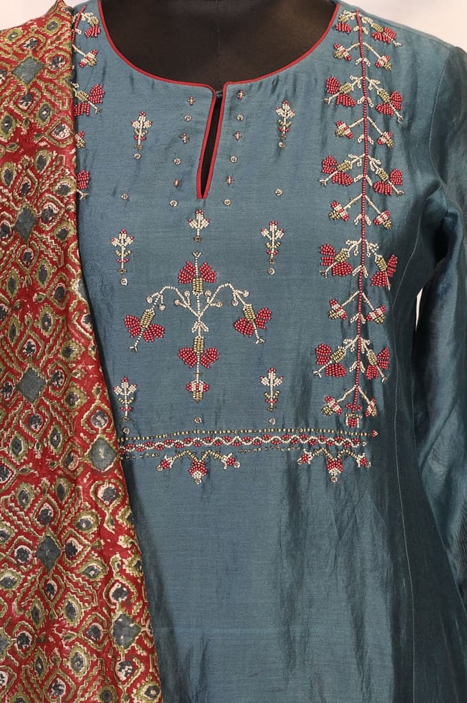 Teal Embroidered Silk Blend A-line Kurta with Straight Pants and Dupatta Set — photo 2