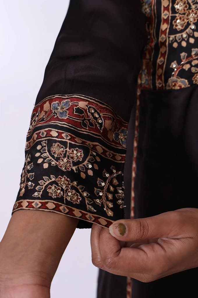 Black Floral Printed Satin Straight Kurta with Parallel Pant and Dupatta Set — photo 7
