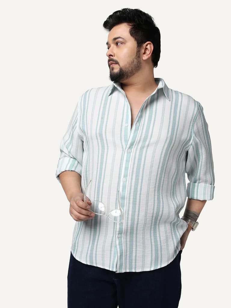 Plus Men's Light Blue Cotton Full Sleeve Relaxed Fit Linen Striped Shirt with Spread Collar — 2XL / Light Blue