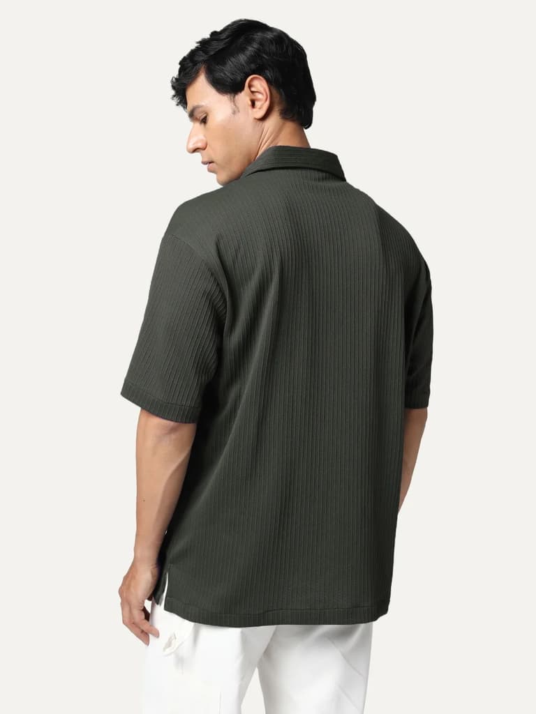 Men's Dark Grey Cotton Half Sleeve Oversized Fit Textured Shirt with Cuban Collar — photo 3