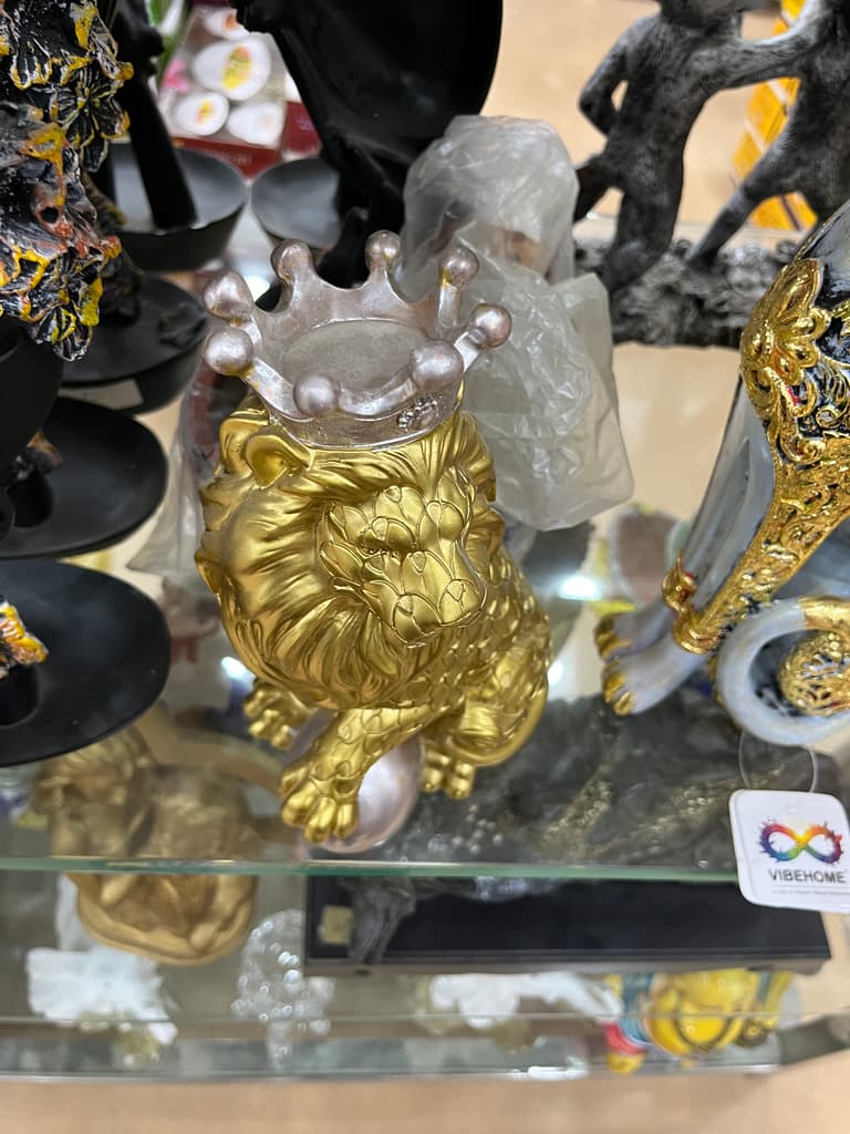 Gold Lion Statue | Sculpture | Bronze | Gold