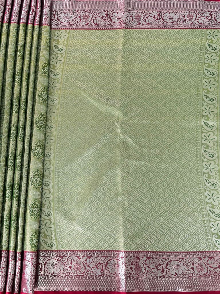 MIMOSA Women's Woven Design Kanjivaram Style Art Silk Saree with Blouse Piece - Green (SA00002476GRNFREE) — photo 7