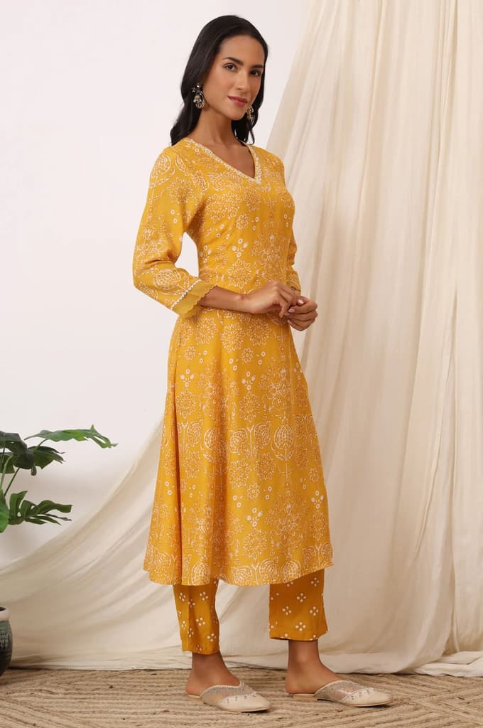 Mango Yellow Printed Flared Kurta and Pants Set with Dupatta — photo 7