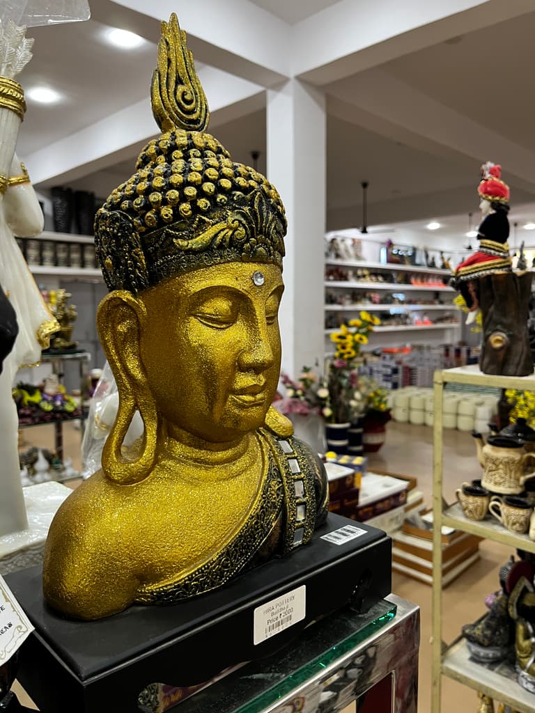 Golden Buddha Statue | Sculpture | Gold | Gold