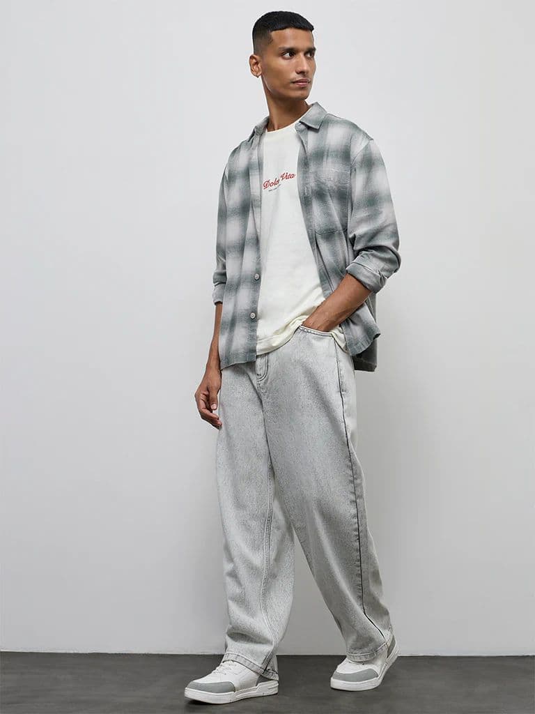Nuon Grey Faded Mid-Rise Skater-Fit Jeans