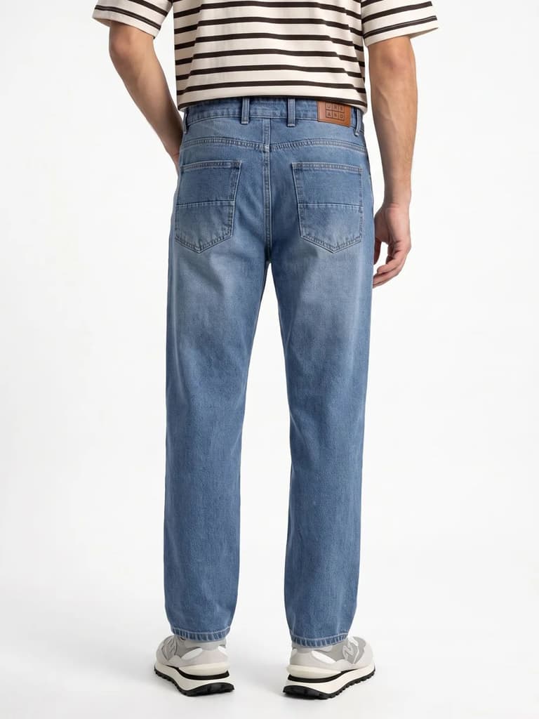 Men's Light Blue Relaxed Fit Washed Denim Jeans Non-Stretchable — photo 3