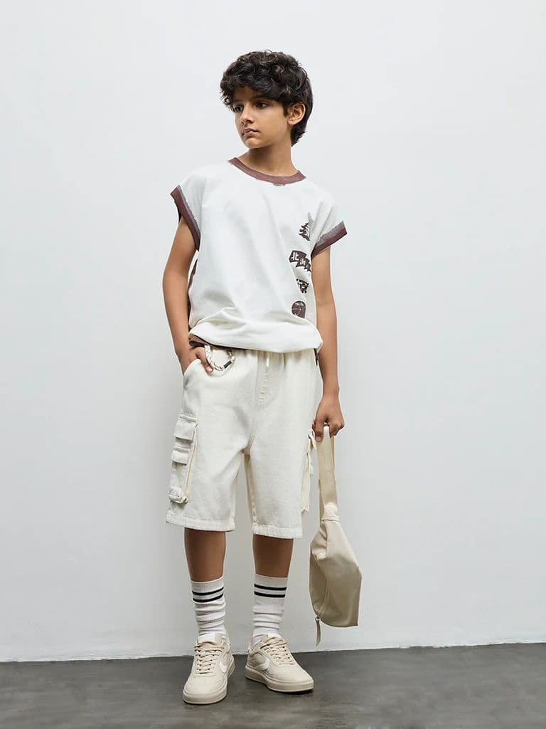 Y&F Kids Boys Off-White Printed Cotton T-Shirt