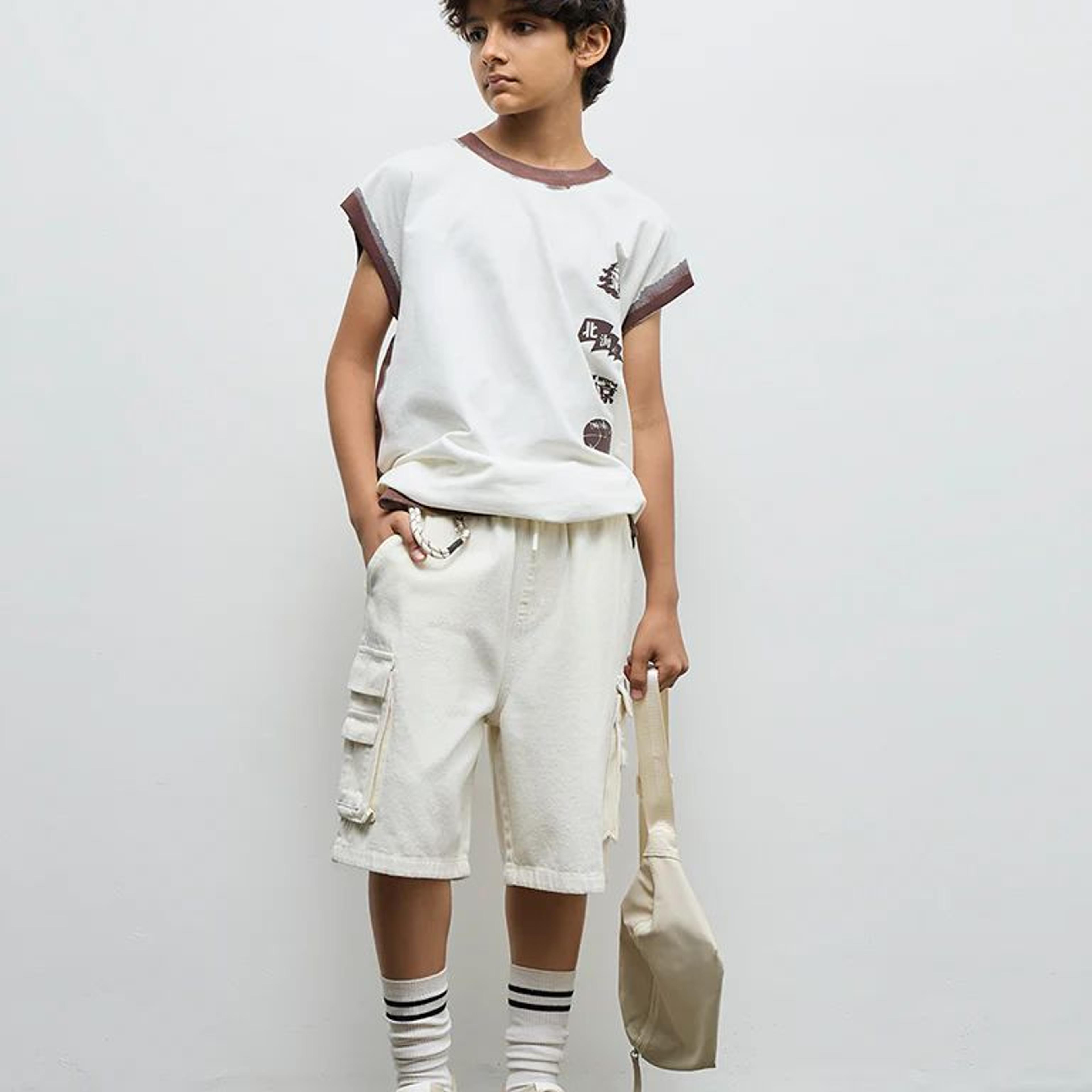 Y&F Kids Boys Off-White Printed Cotton T-Shirt