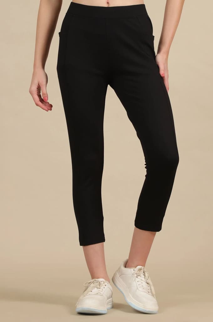 Black Solid Skinny Fit Yoga Tights With Elasticated Waist